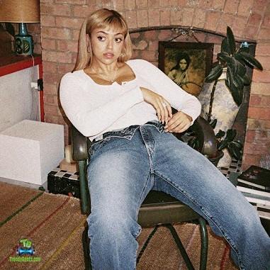 Album 'Letter To Ur Ex EP' by Mahalia Burkmar (2022 Music Album)