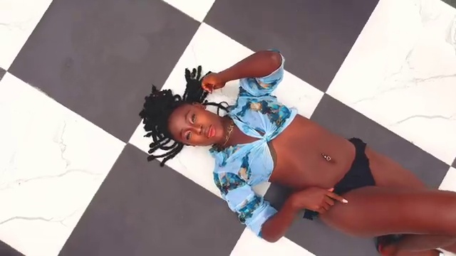 Swaglove - Give Me | Photo 5