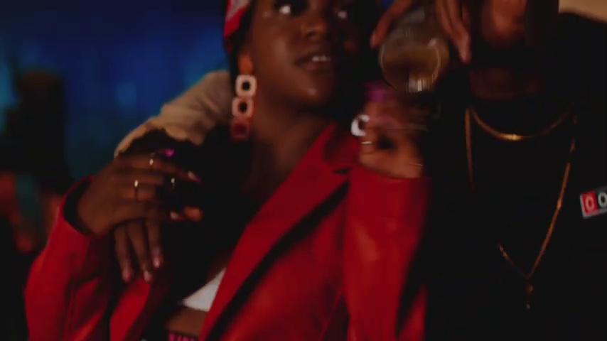 FireBoy DML - Friday Feeling | Photo 4