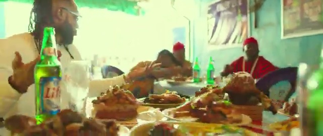 Flavour - Chop Life ft Phyno | Photo 3