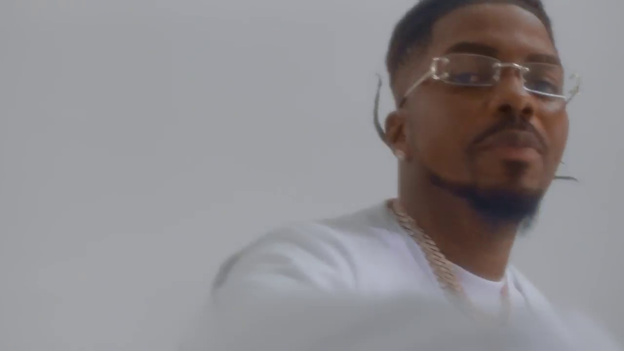 Skiibii - Banger ft Reekado Banks | Photo 3