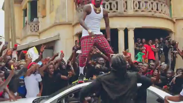 Shatta Wale - Ahodwo Las Vegas ft Amerado, Kweku Flick, Ypee , Kofi Jamar, King Paluta, Phrimpong, Phaize | Photo 2