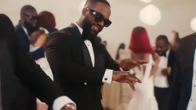 Iyanya - Like ft Davido, Kizz Daniel | Photo 5