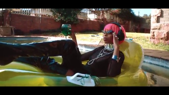 Blxckie - Sneaky ft A-Reece | Photo 5