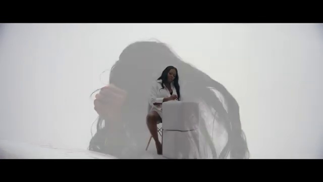Waje - In Between | Photo 4