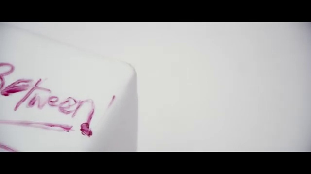 Waje - In Between | Photo 5