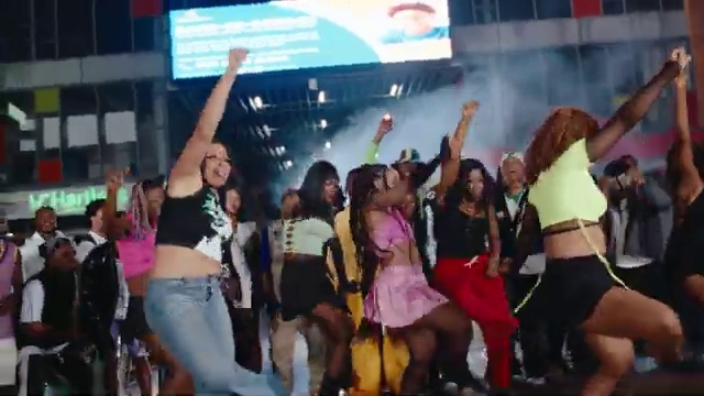Iyanya - One Side | Photo 5