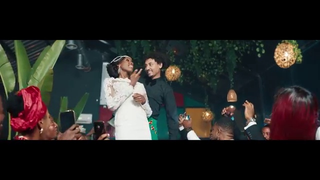 Phyno - Full Current ft Tekno | Photo 2