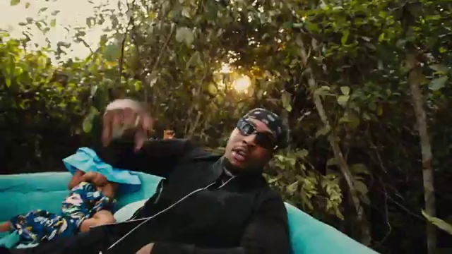 Peruzzi - Ready ft Acebergtm | Photo 2