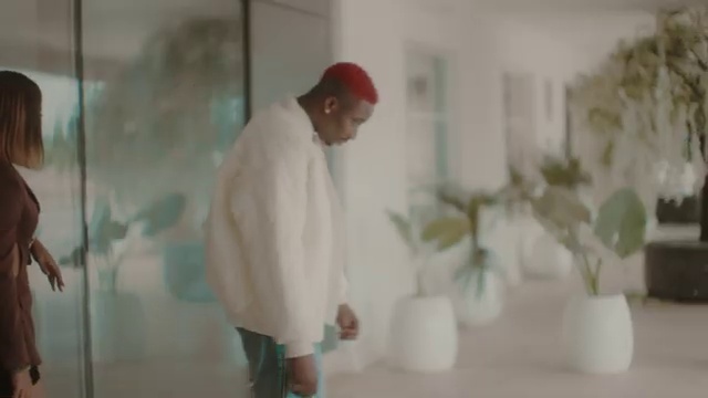 Larry Gaaga - Monica ft Ajebo Hustlers, De La Ghetto | Photo 4