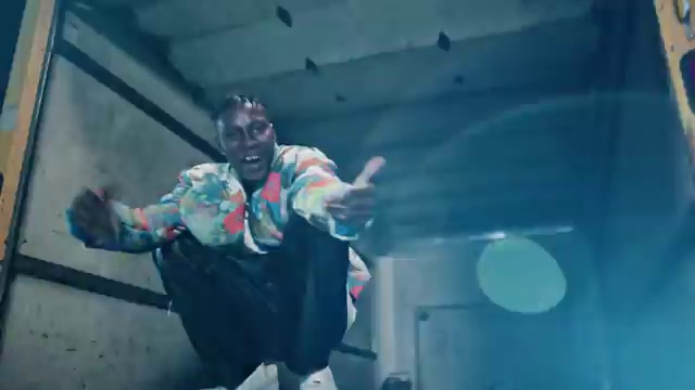 Lil Frosh - Like Dat ft Zinoleesky | Photo 5