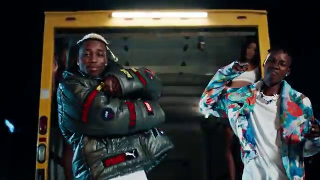 Lil Frosh - Like Dat ft Zinoleesky | Photo 2