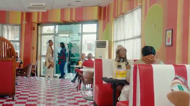 Magixx - Love Don't Cost A Dime (Re-up) ft Ayra Starr | Photo 2
