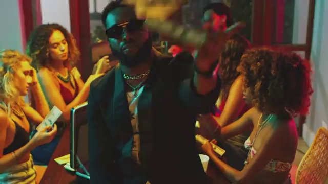 Dj Neptune - Hustle ft Focalistic | Photo 3
