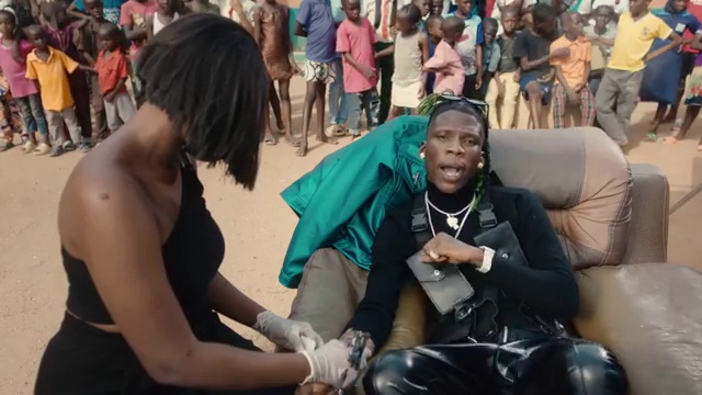 Seyi Vibez - Billion Dollar | Photo 3