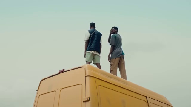 Seyi Vibez - Billion Dollar | Photo 5