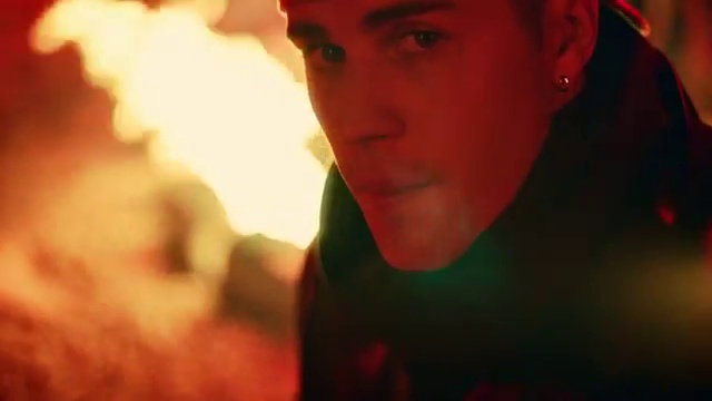 Omah Lay - Attention ft Justin Bieber | Photo 2