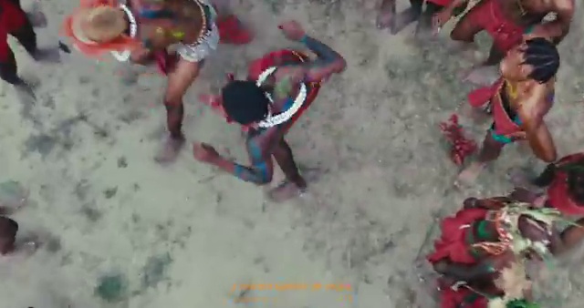Yemi Alade - Tell Somebody ft Yaba Buluku Boyz | Photo 5