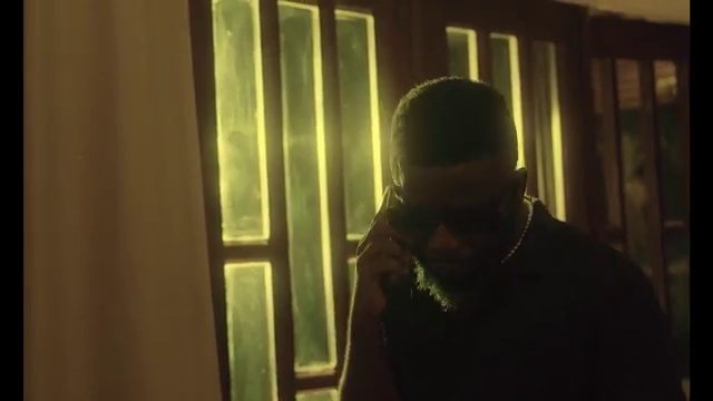 Wendy Shay - Kiss Me On The Phone ft Bisa Kdei | Photo 4