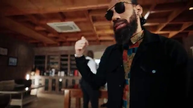 Phyno - Ike Pentecost ft Flavour | Photo 3