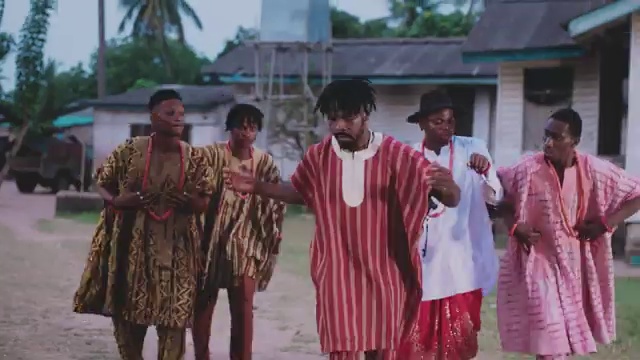 Johnny Drille - Ova ft Don Jazzy | Photo 3