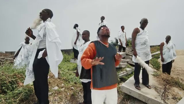 Skiibii - Trenches