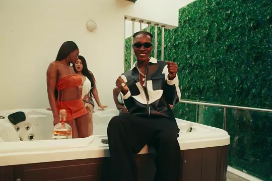 Zinoleesky - Abanikanda ft Naira Marley | Photo 4