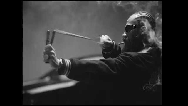 Phyno - Trouble Maker | Photo 3