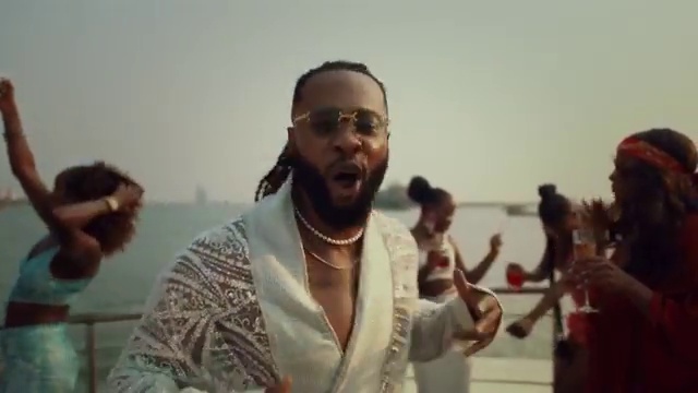 Flavour - Big Baller | Photo 3