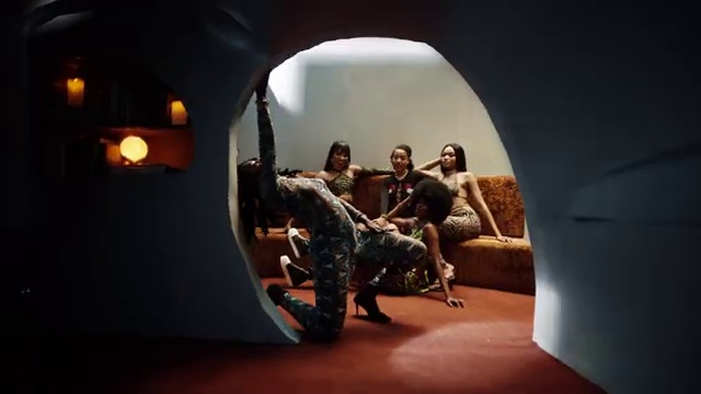 Young Jonn - Dada (Remix) ft Davido | Photo 5