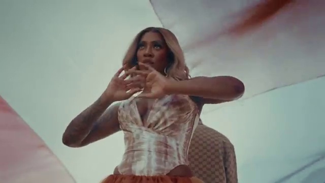 Ruger - Toma Toma ft Tiwa Savage | Photo 4