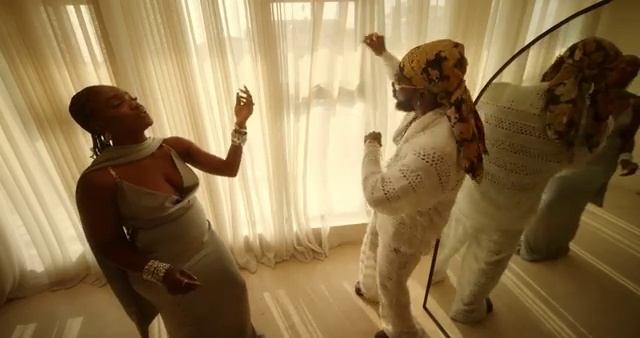 Adekunle Gold - Look What You Made Me Do ft Simi | Photo 3