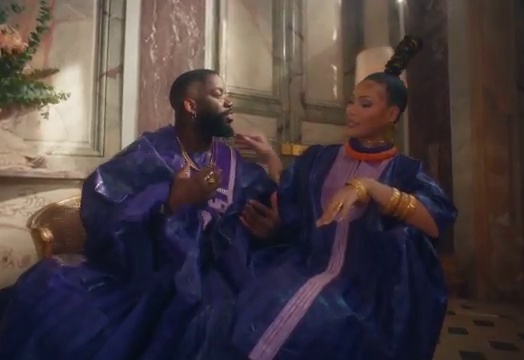 Davido - Na Money ft The Cavemen, Angelique Kidjo | Photo 3