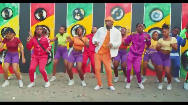 Diamond Platnumz - IYO ft Focalistic, Mapara A Jazz, Ntosh Gazi | Photo 2