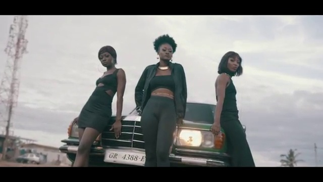 Uche B - Ghetto Vigilante ft Kwesi Arthur | Photo 3