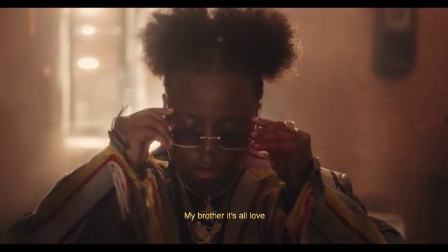 Teni - Hustle | Photo 5