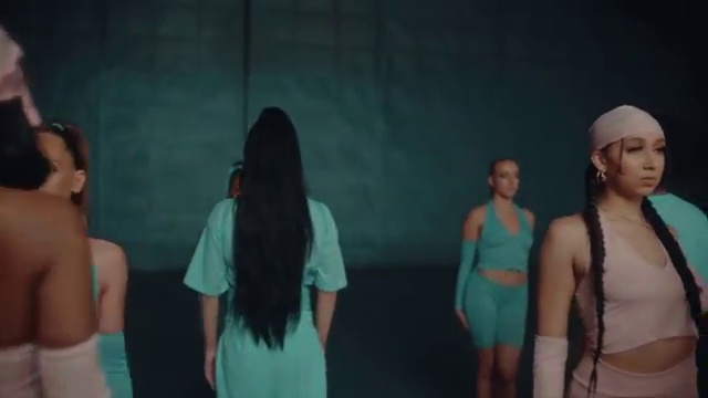 Stefflon Don - Dip ft Ms Banks