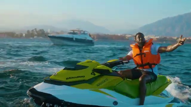 Darkoo - Slow Down ft Tion Wayne