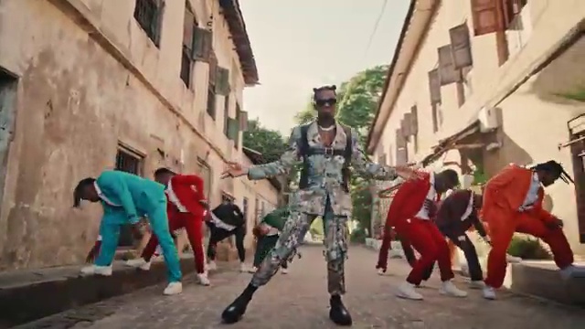 Flavour - Berna Reloaded ft Fally Ipupa, Diamond Platnumz | Photo 2