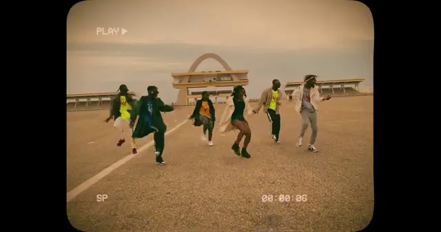 Kelvyn Boy - Choco ft Quamina MP | Photo 2