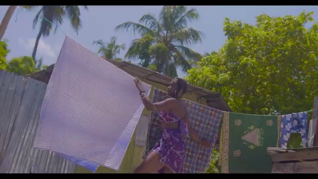 Zoro - African Girl Bad ft Oxlade