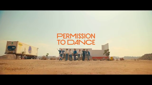 BTS - Permission To Dance | Photo 4