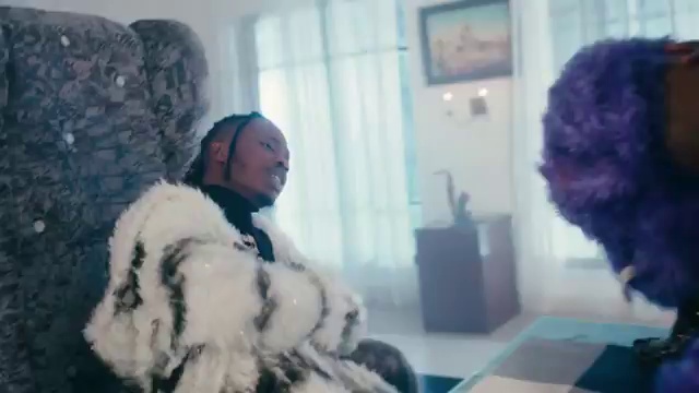 Naira Marley - Coming ft Busiswa | Photo 3
