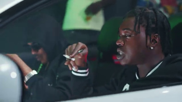 Skillibeng - Money Tree | Photo 5