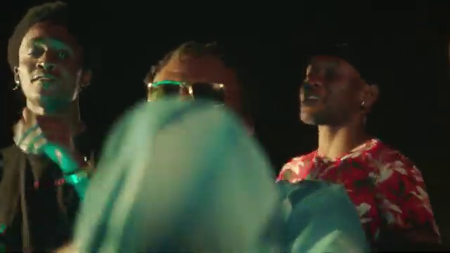 Pheelz - Somebody | Photo 2