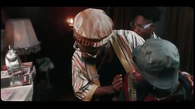 Yemi Alade - Temptation ft Patoranking | Photo 2