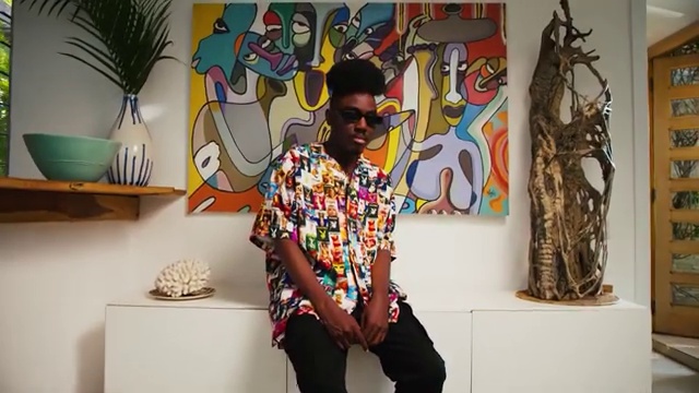 Supa Gaeta - Text Me ft Oxlade | Photo 2