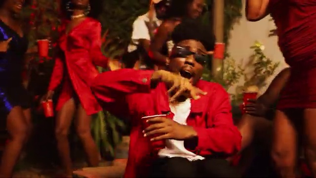 Supa Gaeta - Text Me ft Oxlade | Photo 5