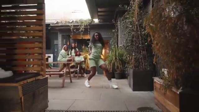 Blaq Jerzee - No Stress ft 1da Banton | Photo 5
