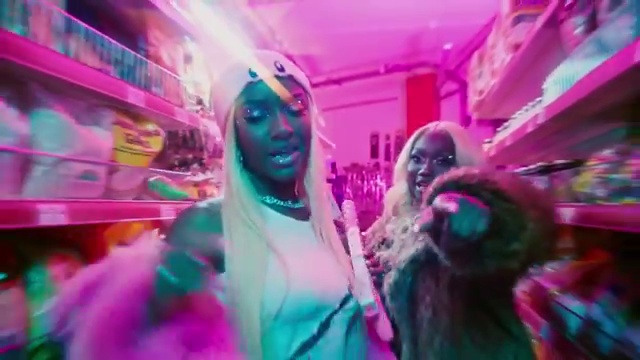 Darkoo - Disturbing U ft Ayra Starr